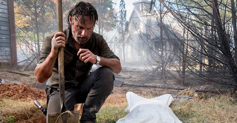 Andrew Lincoln Reportedly Will Be Phased Out of The Walking Dead Andrew Lincoln Reportedly Will Be Phased Out of The Walking Dead